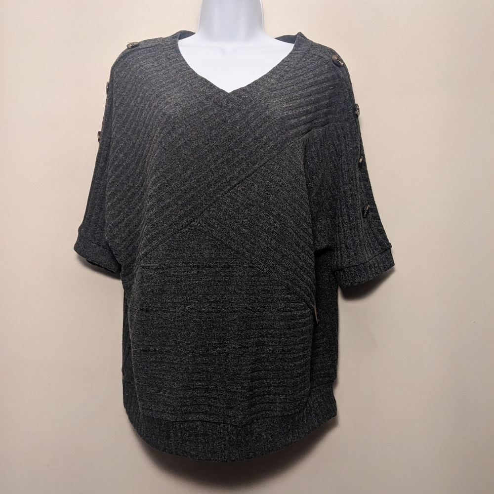 Parallel Skies Dark Gray Short Sleeve Sweater with Button Accents L New